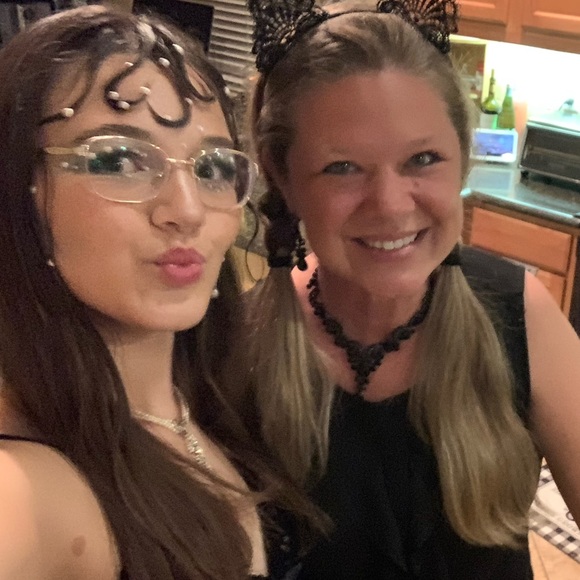 Like This Listing To Know When I Go Live Silent Share Show - Picture 4 of 13